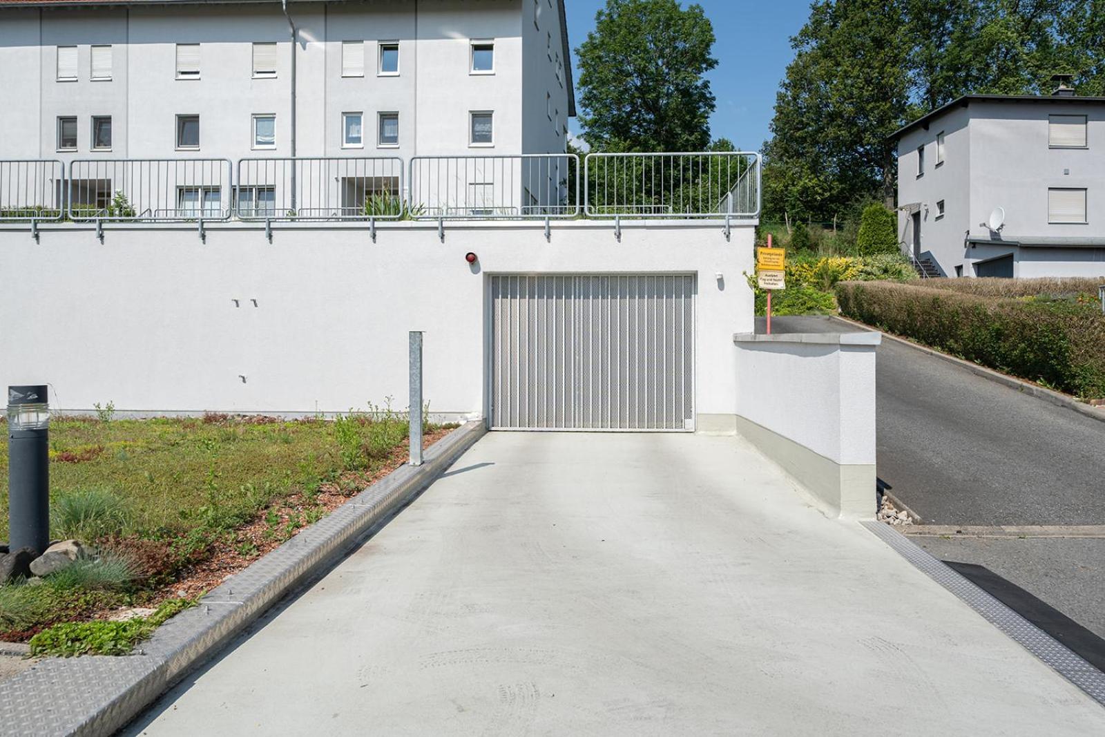 Benville Pirna - Modern - Familie - Terrasse المظهر الخارجي الصورة